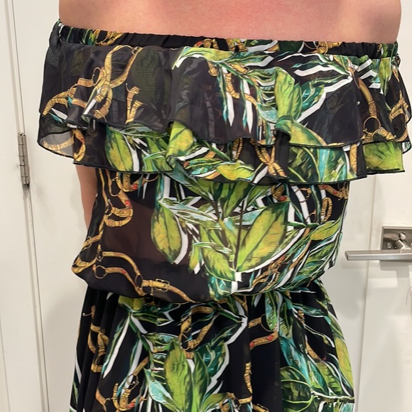 European brand O.N.E. Green and golden maxi dress, off the shoulder ruffles. - Picture 4 of 6